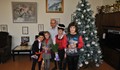 Децата от Ресурсния център поздравиха с Коледни стихчета Общината