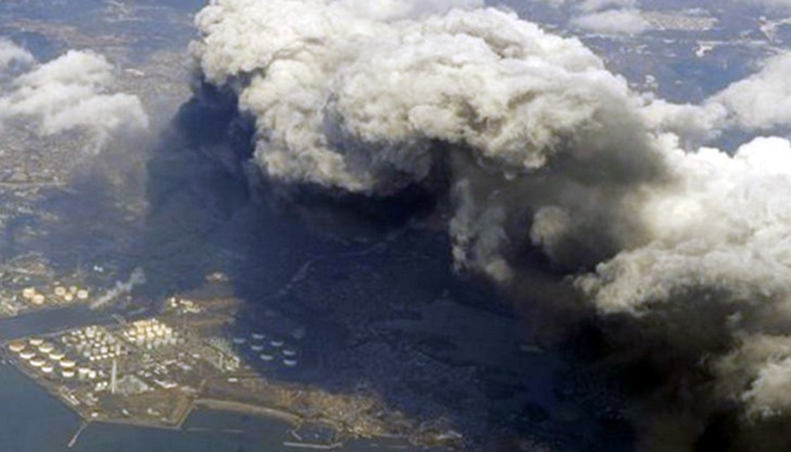 Руснаците изкупиха йода от аптеките, след като се появиха снимки на облак пара над атомната електроцентрала