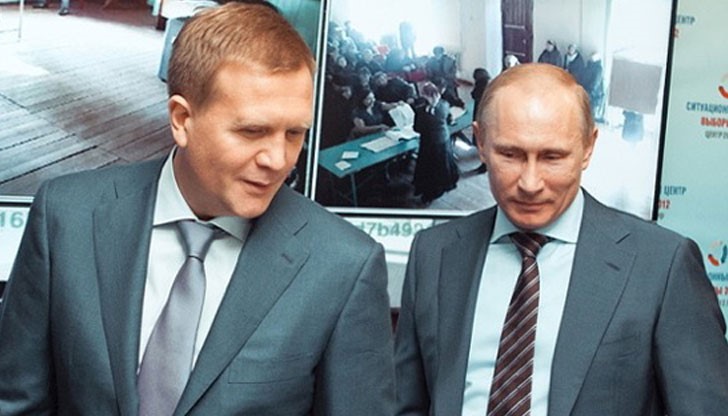 Дмитрий Шумков е собственик на комплекса „Олимпийски” в Москва, има дялове в огромно находище за платина