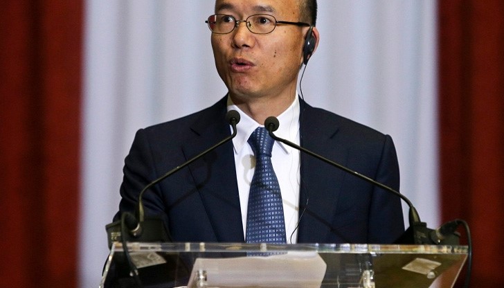 През август Гуо бе свързан със съдебен спор за корупция