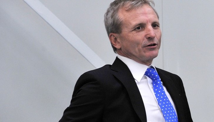 Гриша Ганчев е предприел нови панически действия, за да препятства възможността банката да получи каквото и да било от активите на „Петрол“ Гриша Ганчев е предприел нови панически действия, за да препятства възможността банката да получи каквото и да било от активите на „Петрол“