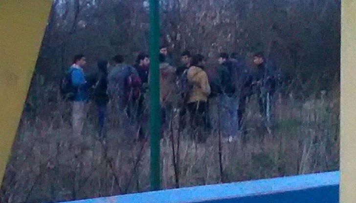 Разстоянието до училището на сина ми, което минавам всеки ден се превърна в “разходка в друг континент”