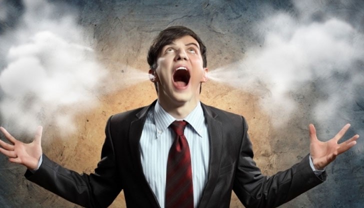 При условие, че ние сме заливани постоянно с плашеща информация, естествено е в човека да се отключат страхове При условие, че ние сме заливани постоянно с плашеща информация, естествено е в човека да се отключат страхове