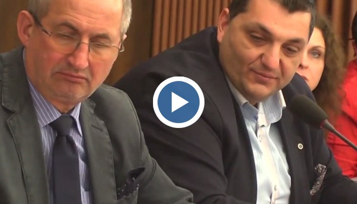 Фирмата за нефтени продукти в двора на КТМ е  основния замърсител на въздуха на Русе и Мартен