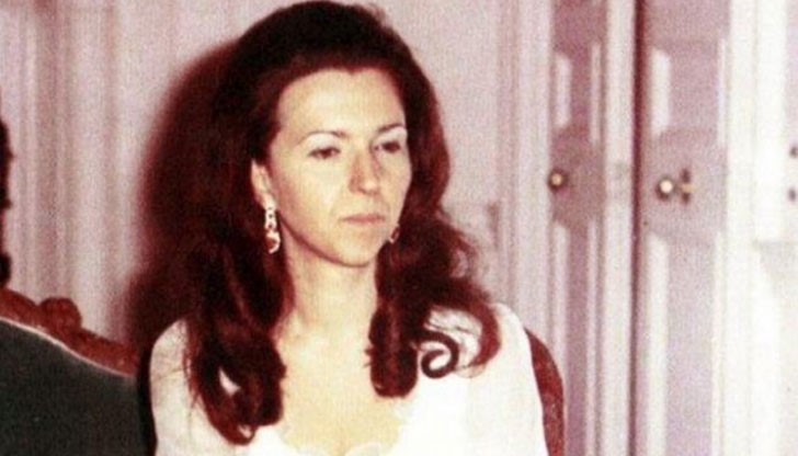 Страховито пророчество е донесла след един от воаяжите си до Индия Людмила Живкова Страховито пророчество е донесла след един от воаяжите си до Индия Людмила Живкова