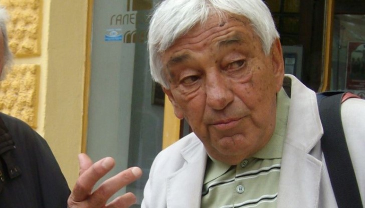 Свиленов бе известен български филмов и литературен критик, оставил над 20 книги и стотици публикации