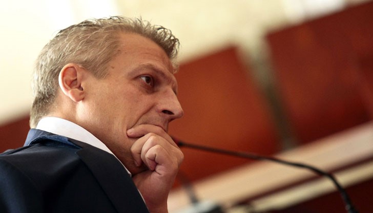 Да се събират пари със смс-и, за да се закупят апарати за лечението на новородени деца – това е краят на българското здравеопазване!