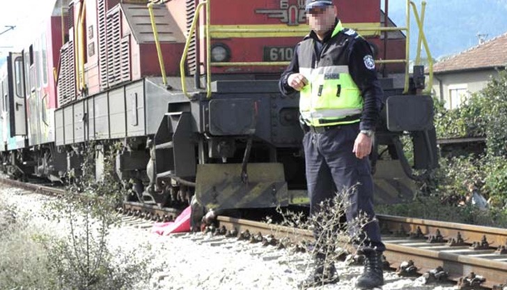 Полицията изяснява как пострадалата се е озовала пред влака /снимката е илюстративна/ Полицията изяснява как пострадалата се е озовала пред влака /снимката е илюстративна/