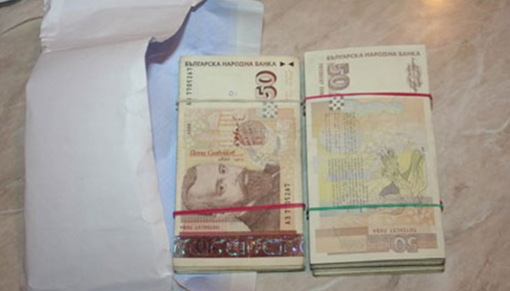 70-годишна жена от Русе вчера е дала сумата от 600 евро и 300 лева на измамниците