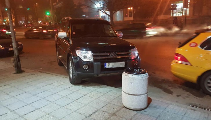 Буден Гражданин пожелал анонимност е снимал как е паркирал кмета на Русе