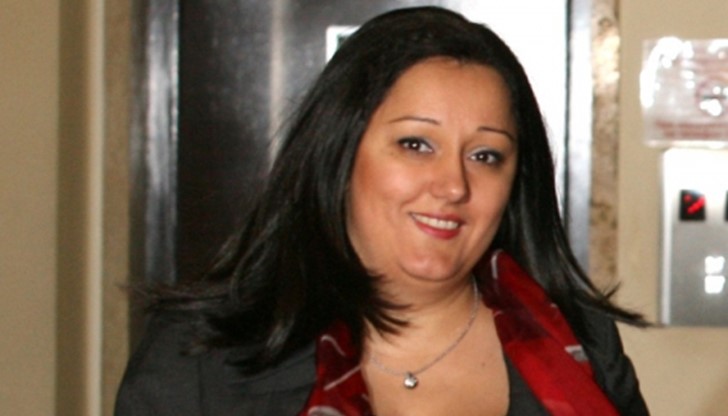 Купете си винетки, за да строим пътища призова Павлова Купете си винетки, за да строим пътища призова Павлова