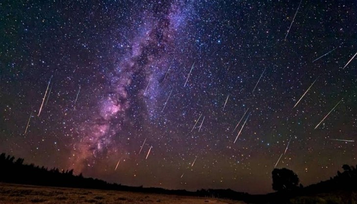 Повече от 120 метеора в час падат към Земята