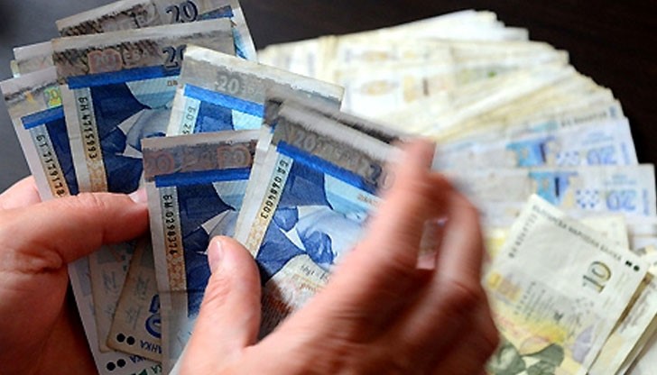 Тя получила обаждане на домашния си телефон и припознала гласа с този на бивш неин началник Тя получила обаждане на домашния си телефон и припознала гласа с този на бивш неин началник