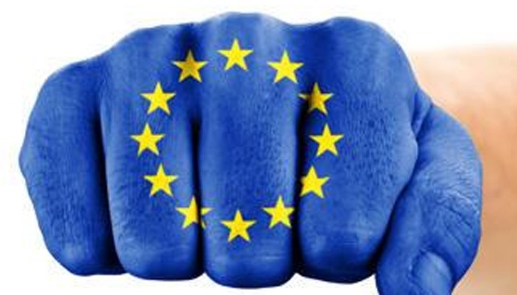 В края на тази седмица /17-18 декември/ в Брюксел ще се състои срещата на върха на ЕС - опит да се запази целостта на съюза