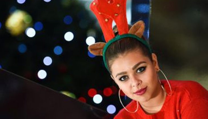 С грандиозен Коледен концерт звездите от X Factor отбелязаха началото на празничните дни