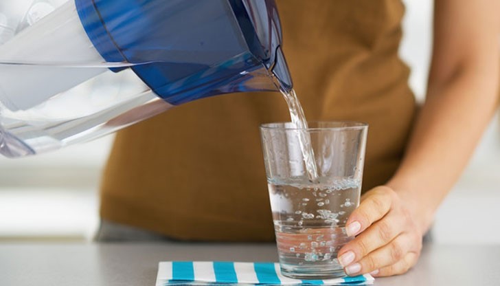 За пореден път се доказва ефективността от пиенето на топла вода
