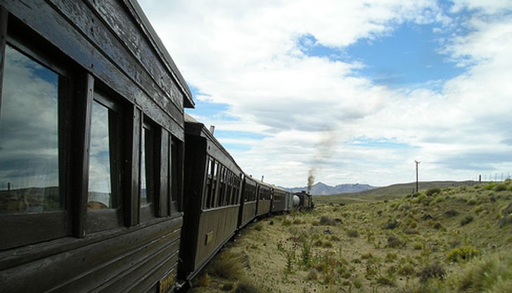 Имам един много неприятен недостатък – да обсъждам хора и ситуации... Имам един много неприятен недостатък – да обсъждам хора и ситуации...