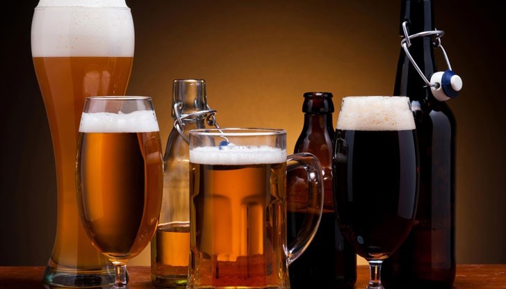 Неслучайно тъмната бира е подходяща за консумация през зимния период Неслучайно тъмната бира е подходяща за консумация през зимния период