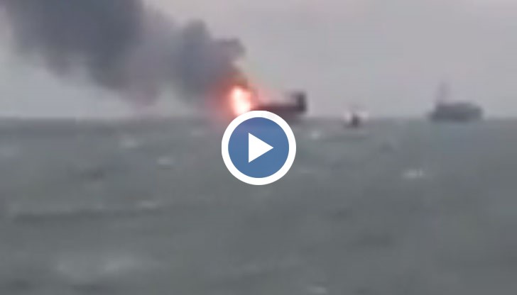 В огромен пожар на нефтена платформа загинаха 32 души