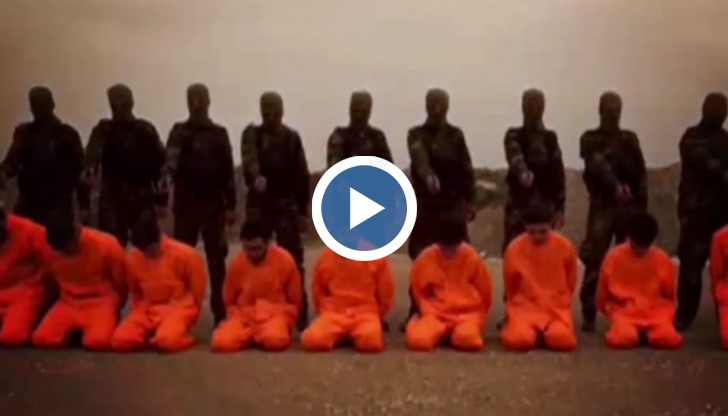 Действията на войниците зад тях напълно повтарят тези на изродите от ИДИЛ