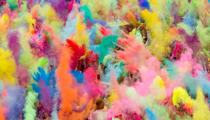 Системата "Пантон" диктува модните цветове в модата, строителството и дизайнерския бранш Системата "Пантон" диктува модните цветове в модата, строителството и дизайнерския бранш