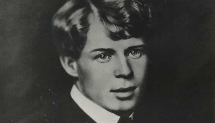 Вечерта ще припомни на русенската публика за житейската и творческата съдба на един от най-лиричните и обичани руски и съветски поети