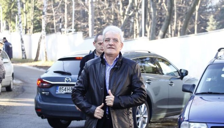 Заседанието на парламентарната група на ДПС в Боянския сарай приключи Заседанието на парламентарната група на ДПС в Боянския сарай приключи