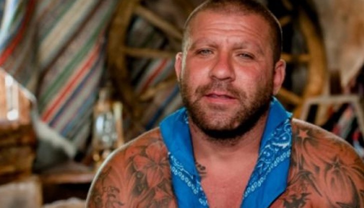 Георги Варсанов, който излезе преди време от "Фермата", е бивш затворник Георги Варсанов, който излезе преди време от "Фермата", е бивш затворник