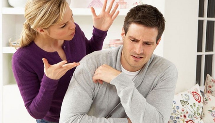 Мъжът се напряга, а не се радва, когато току-що се е събудил, а вече в телефона му мига съобщение „Добро утро, миличкоооооо!!!”