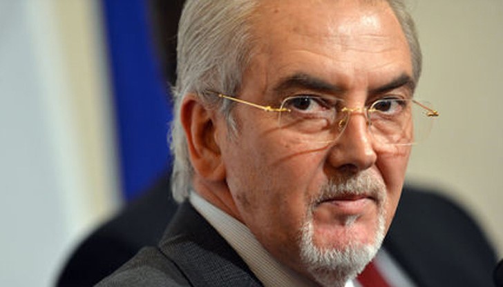 Сънува господин Лютви и му се присънват предсрочни избори Сънува господин Лютви и му се присънват предсрочни избори