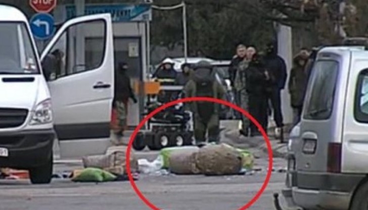 Продължава обезвреждането на чантите Продължава обезвреждането на чантите