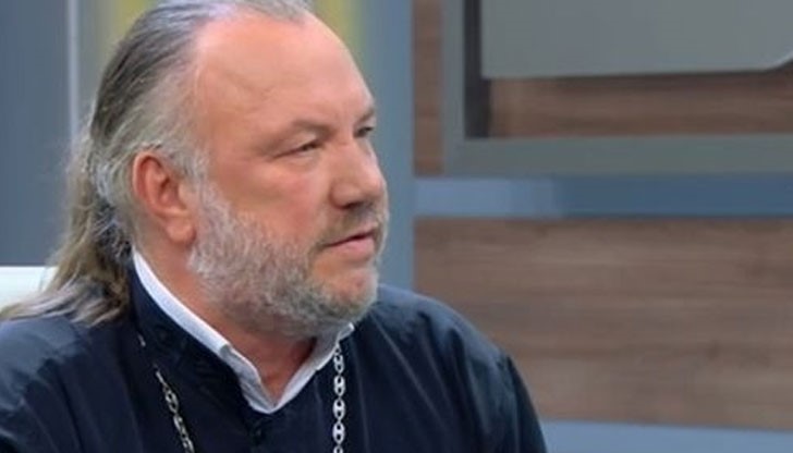 Църквата е равнодушна към моята дейност, а държавата въобще не се интересува Църквата е равнодушна към моята дейност, а държавата въобще не се интересува