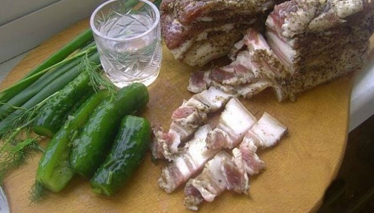 Вие, които бъркате на хората в паницата, защото си нямате друга работа