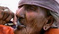 112 годишна жена: Дължа дълголетието си на цигарите
