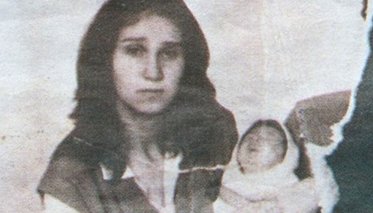 Издадоха смъртен акт за едногодишната Шейнур 25 г. след като родният й баща я закла