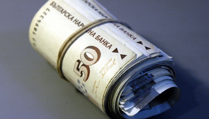 Само 4-ма гласували със "за", останалите 9 се "въздържали". Мотивът на несъгласните е формален