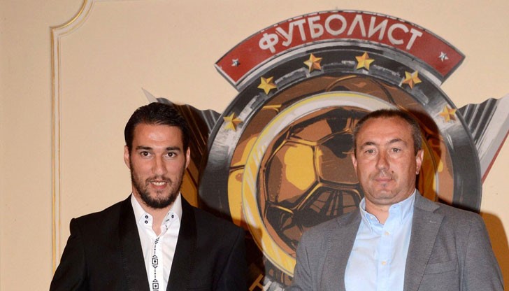 Церемонията днес се проведе в комплекс "Царско село", а Ивелин Попов присъства, за да получи наградата си