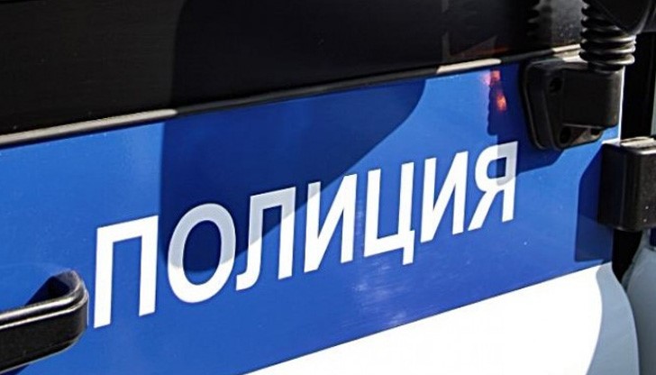 От удара е пострадал пътник, возещ се отпред във "Фолксваген"-а