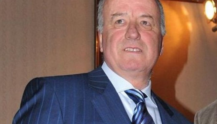 Антов бе убит на метри от дома си. Тялото му е намерено в горичка снощи около полунощ Антов бе убит на метри от дома си. Тялото му е намерено в горичка снощи около полунощ