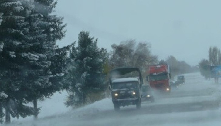 Прогнозата на Националния институт по метеорология и хидрология е за увеличаване на снеговалежите