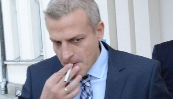 Във връзка с данък „вредни храни“ министърът смята, че не е погребан