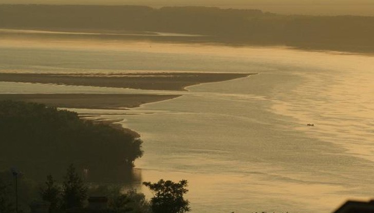 По поречието на река Дунав ще се образува мъгла и ниска облачност