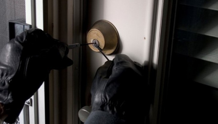 Щетите са в процес на установяване Щетите са в процес на установяване