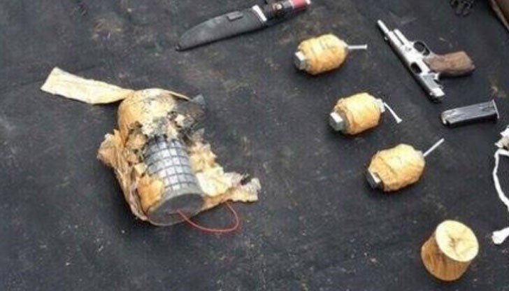 Това са оръжията, които са носели атентаторите от Джакарта