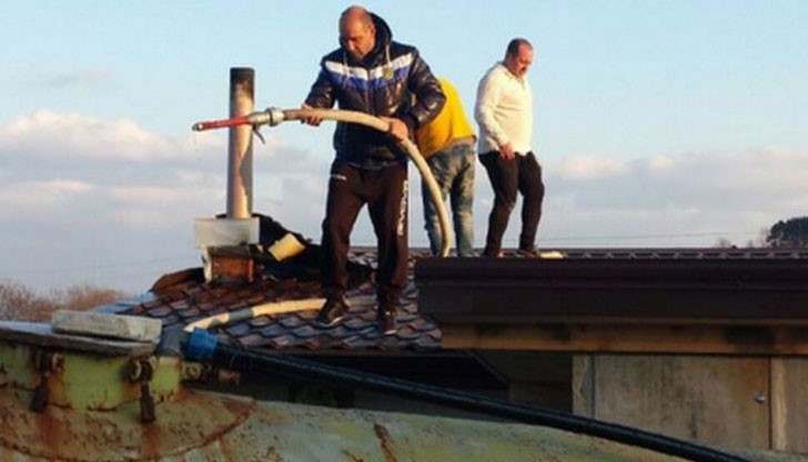 Христо Янев доброволно се включи в потушаването на опасен пожар, пламнал в непосредствена близост до бензиностанция