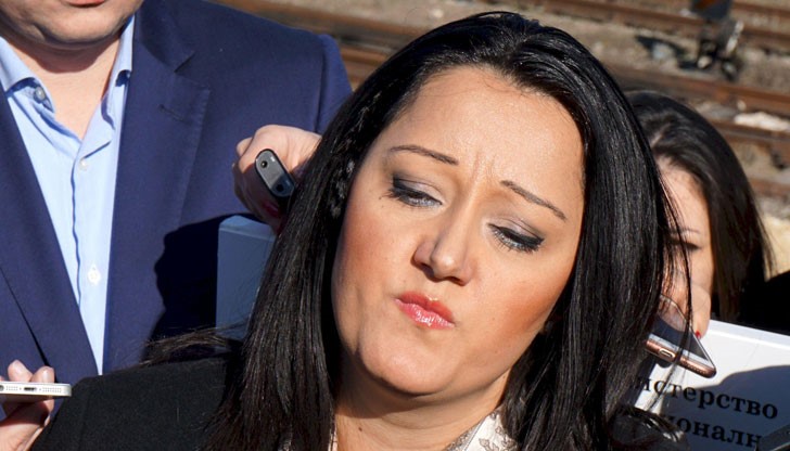 Цветанов и Павлова на молитвена закуска с Обама