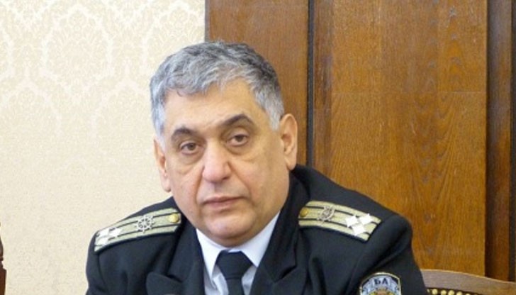 Действаш европейски регламент е причина за „замразяването“ на специалността „Речно корабоводене“ във Военно-морското училище. Действаш европейски регламент е причина за „замразяването“ на специалността „Речно корабоводене“ във Военно-морското училище.