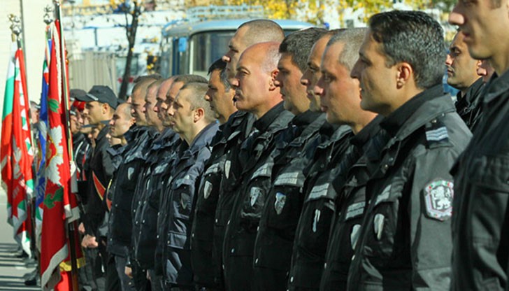 На фона на показните разстрели, грабежи и пребити възрастни хора по селата На фона на показните разстрели, грабежи и пребити възрастни хора по селата