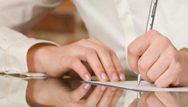 Не лъжете в автобиографията си – това е златно правило, което обаче не всеки спазва