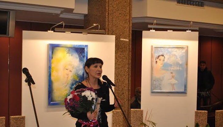 Второто издание на Арт салон „Любов и вино“ 2016 стартира във фоайето на Доходното здание с откриване на изложба–живопис